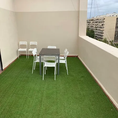 Δωμάτια σε οικογενειακή κατοικία Attic In Botanico *